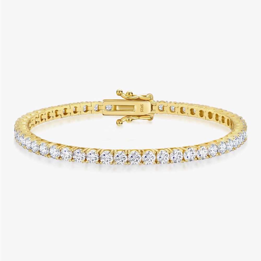 Lustra™ | Gold Moissanite Tennis Bracelet